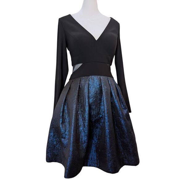 XSCAPE Blue Lurex V-Neck Fit and Flare Mesh Inset Dress Size 6 - Picture 8 of 8